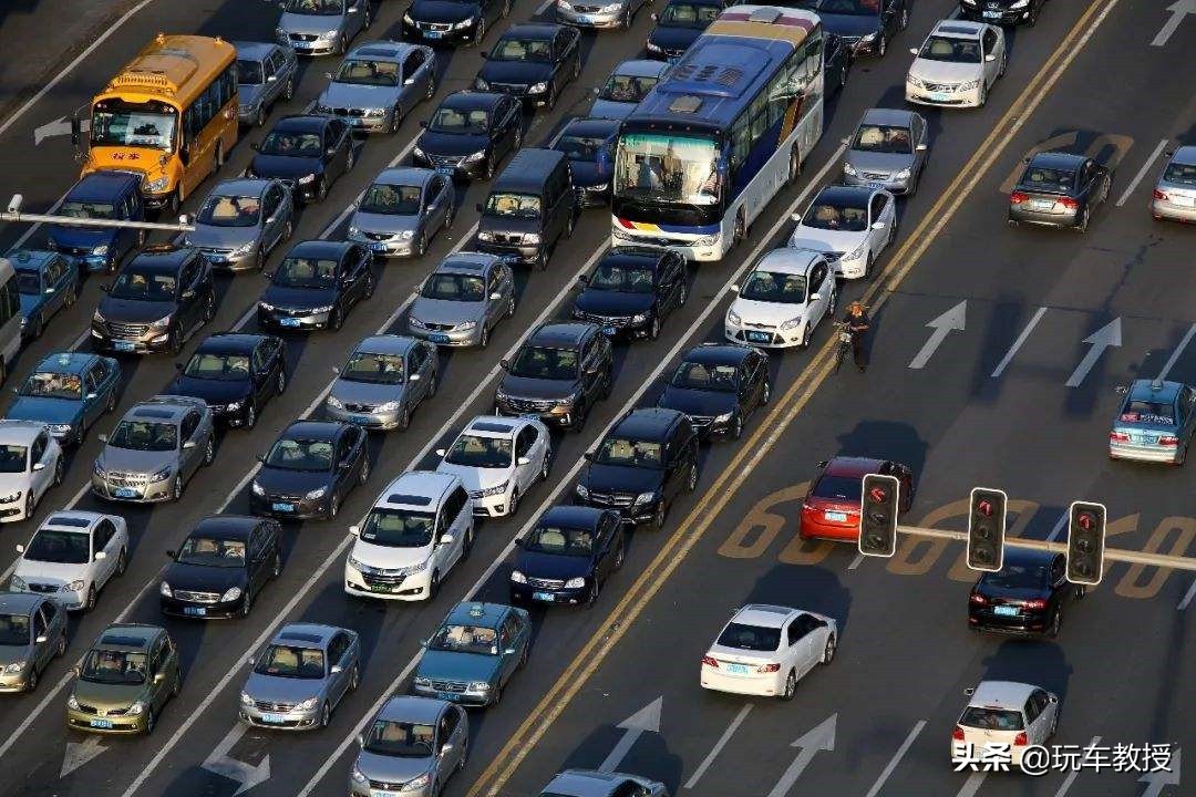 报废车汽车回收_报废汽车回收点价格_报废汽车的回收价格